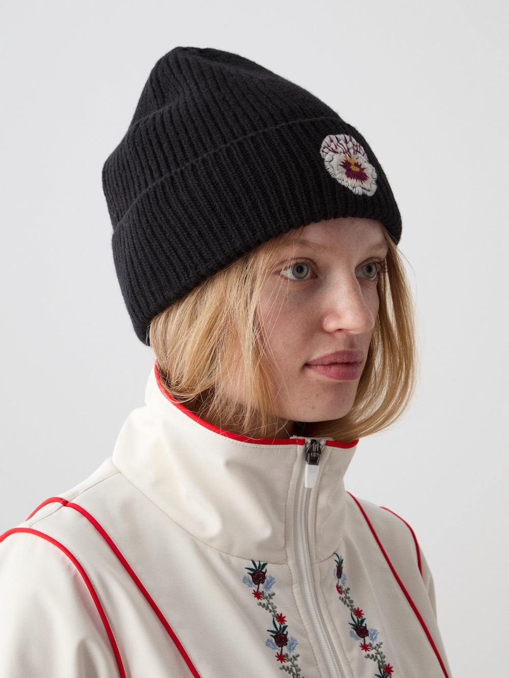 WN x Markarian Hat Women